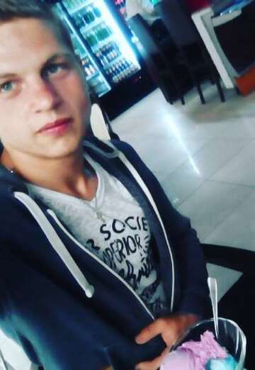 Yeduard (@eduard39528) — my photo № 4